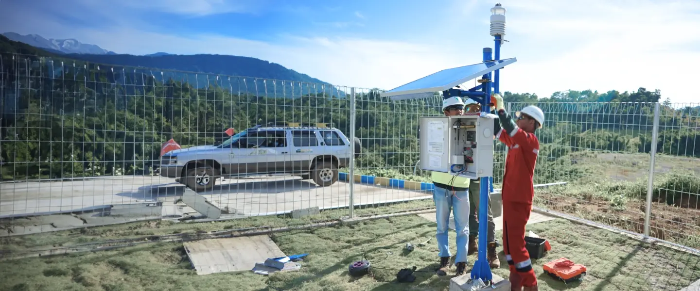 <h1 class="mb-2" style="letter-spacing: 5px;"> <span class="fw-bold" style="color: #B40404;"></span> HANDAL DALAM SEGALA BIDANG</h1>